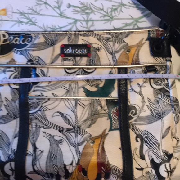 Sakroots crossbody bag - Picture 9 of 9